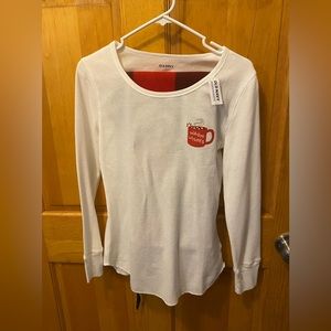 Women’s Old Navy winter PJ set. NWT size M